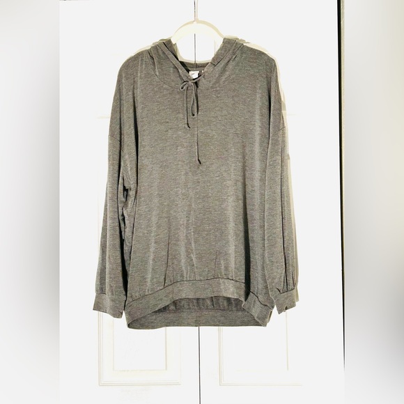 bp Tops - BP Gray Lightweight Slouchy Relaxed Long Sleeve Hoodie, Like New